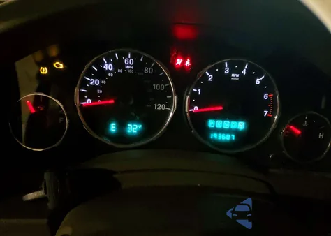 2010 Jeep Liberty Sport z USA, uszkodzony, nr VIN 1J4PN2GK0AW182861